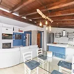 Casa Del Viandante Villa *